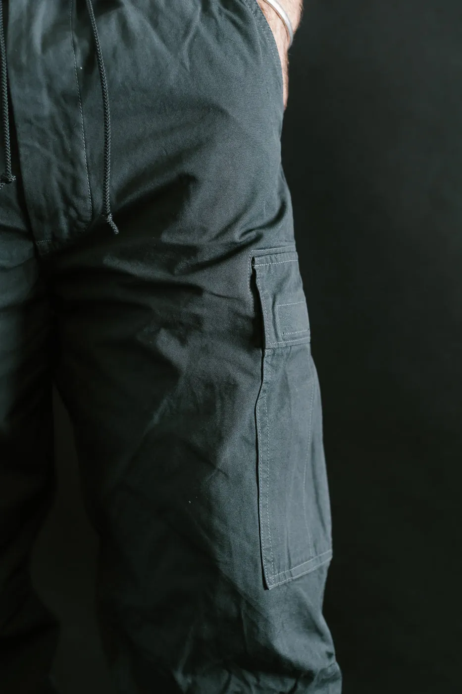 01-5265-60 - Easy Cargo Pants - Charcoal Grey