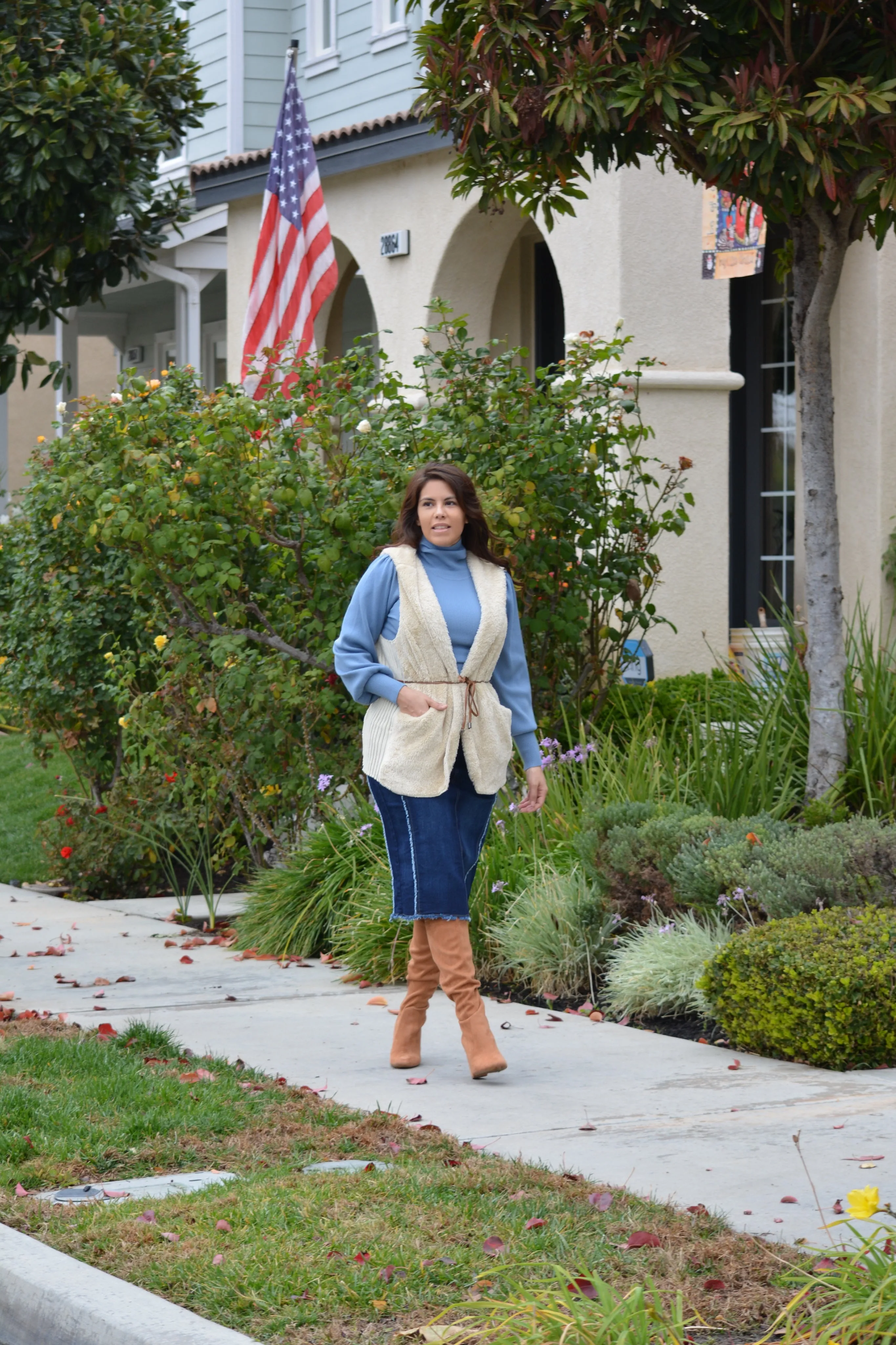 Amelia Ivory Faux Fur Vest