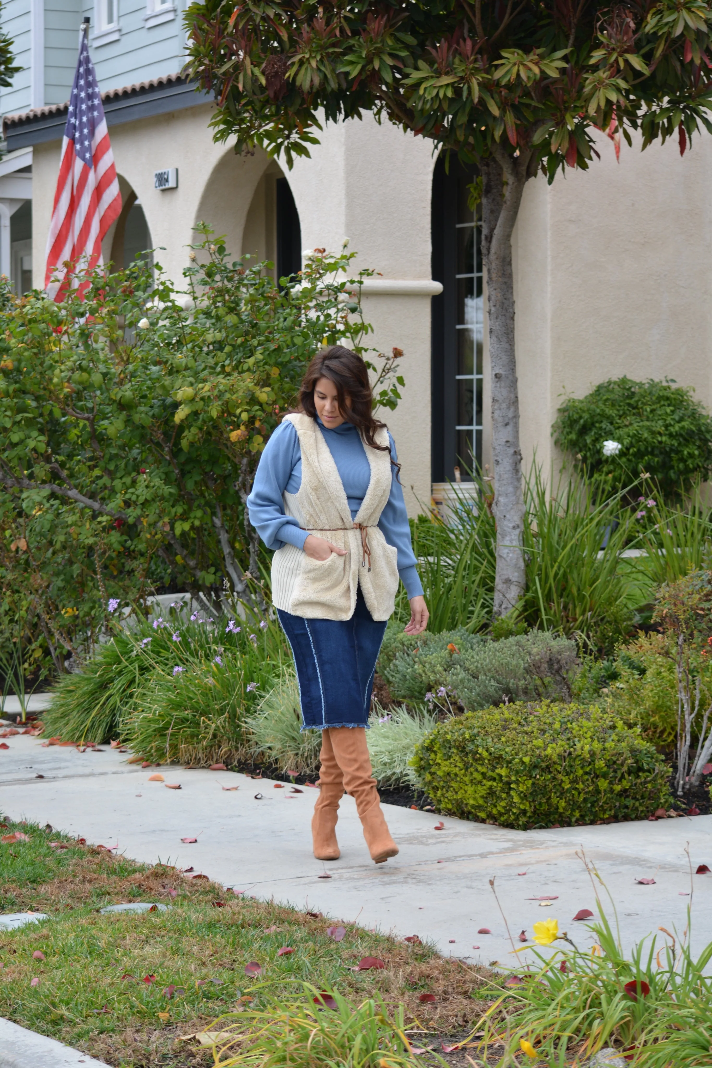 Amelia Ivory Faux Fur Vest