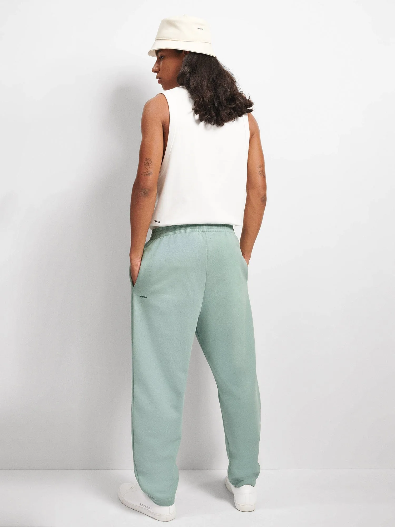 Mens DNA Barrel-Leg Track Pantseucalyptus blue