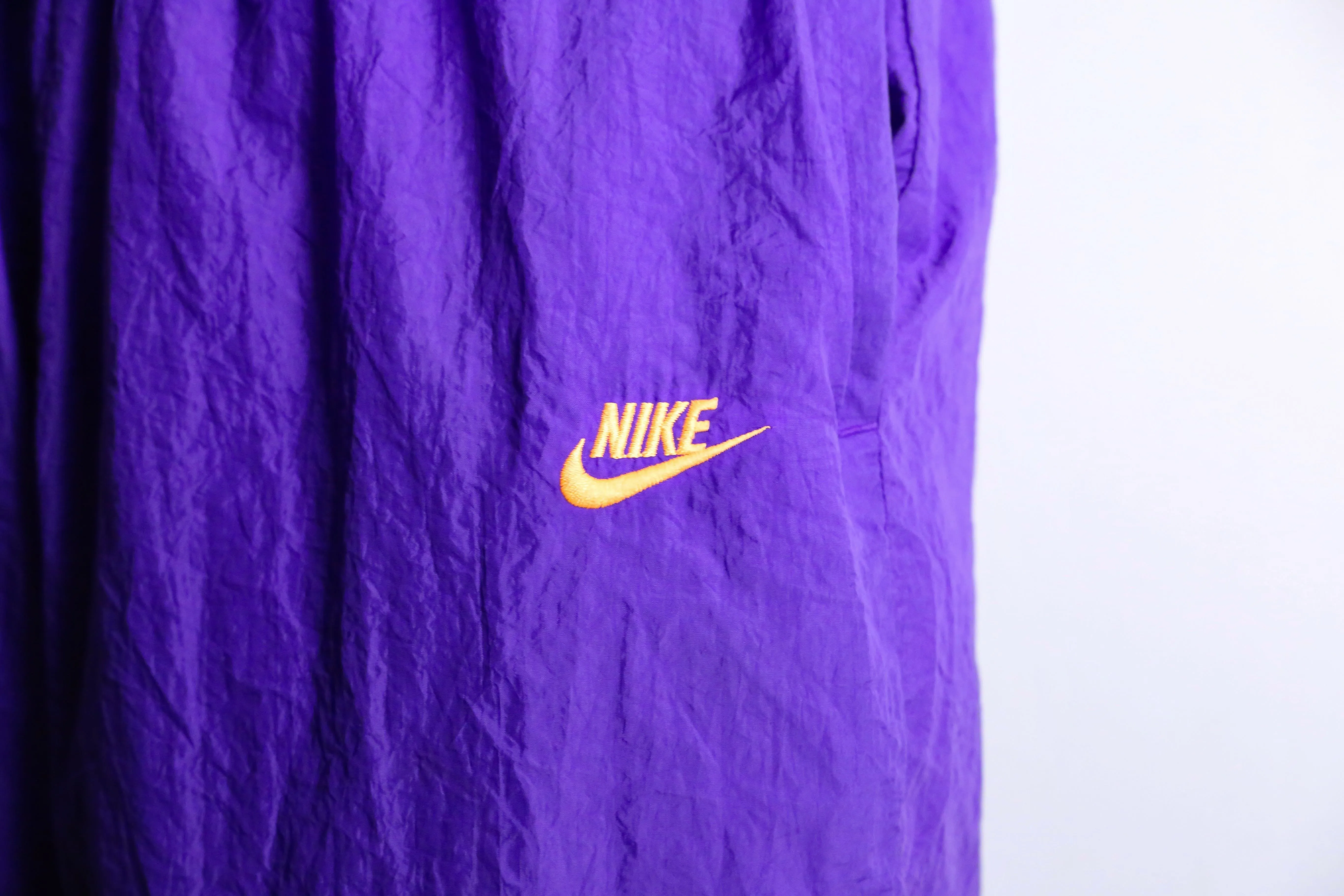 "NIKE" purple color zip design pants