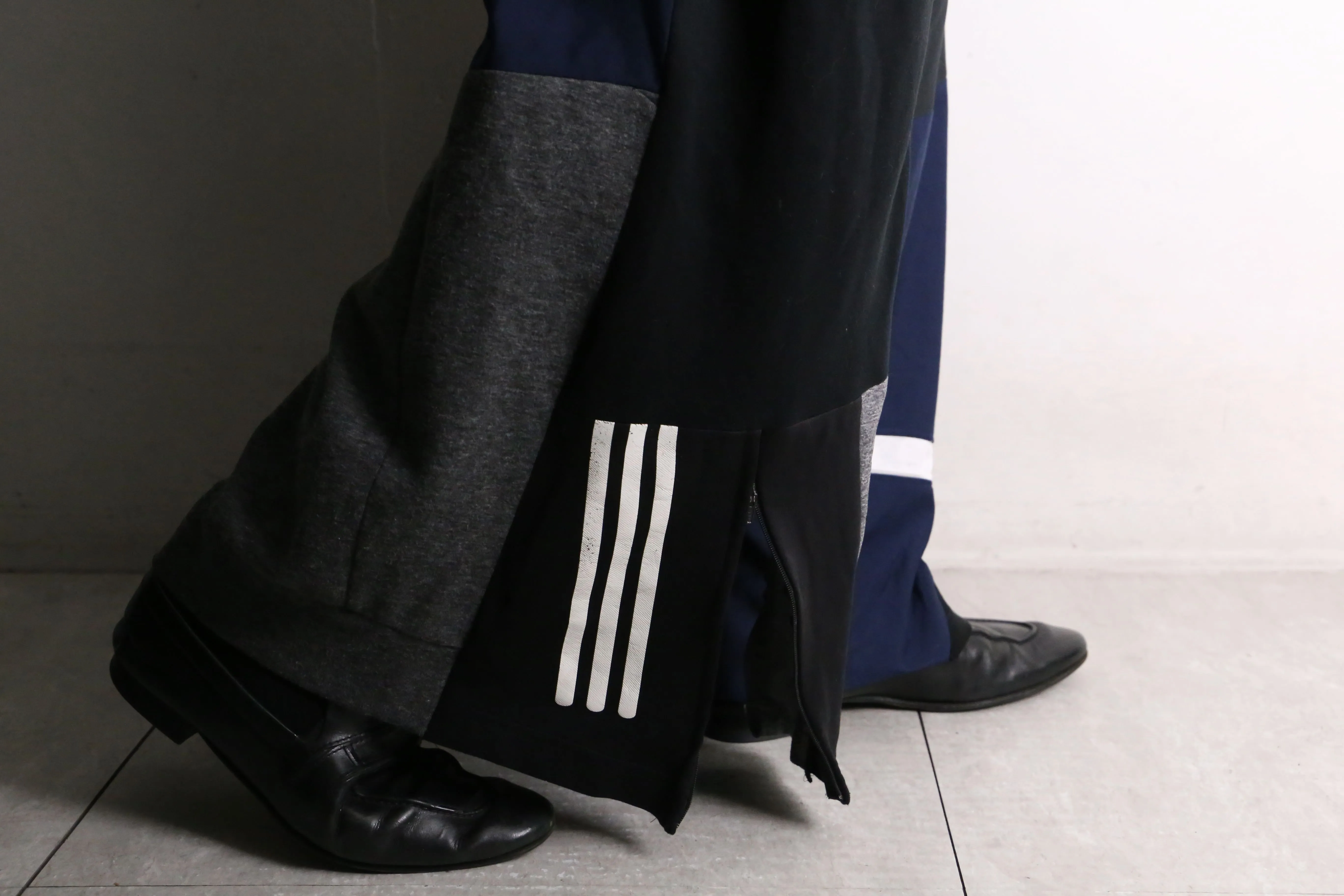 remake "再構築" asymmetry docking track pants