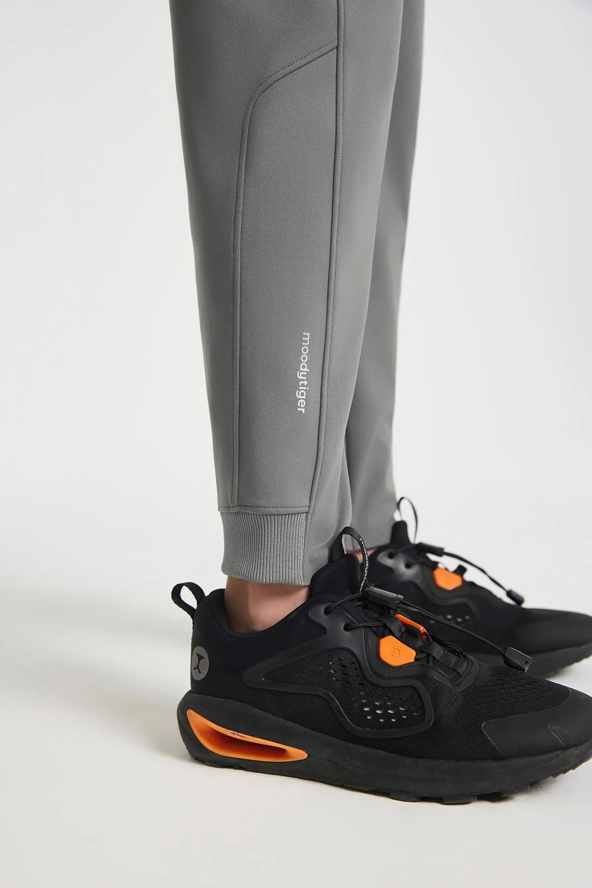 Taper Pants