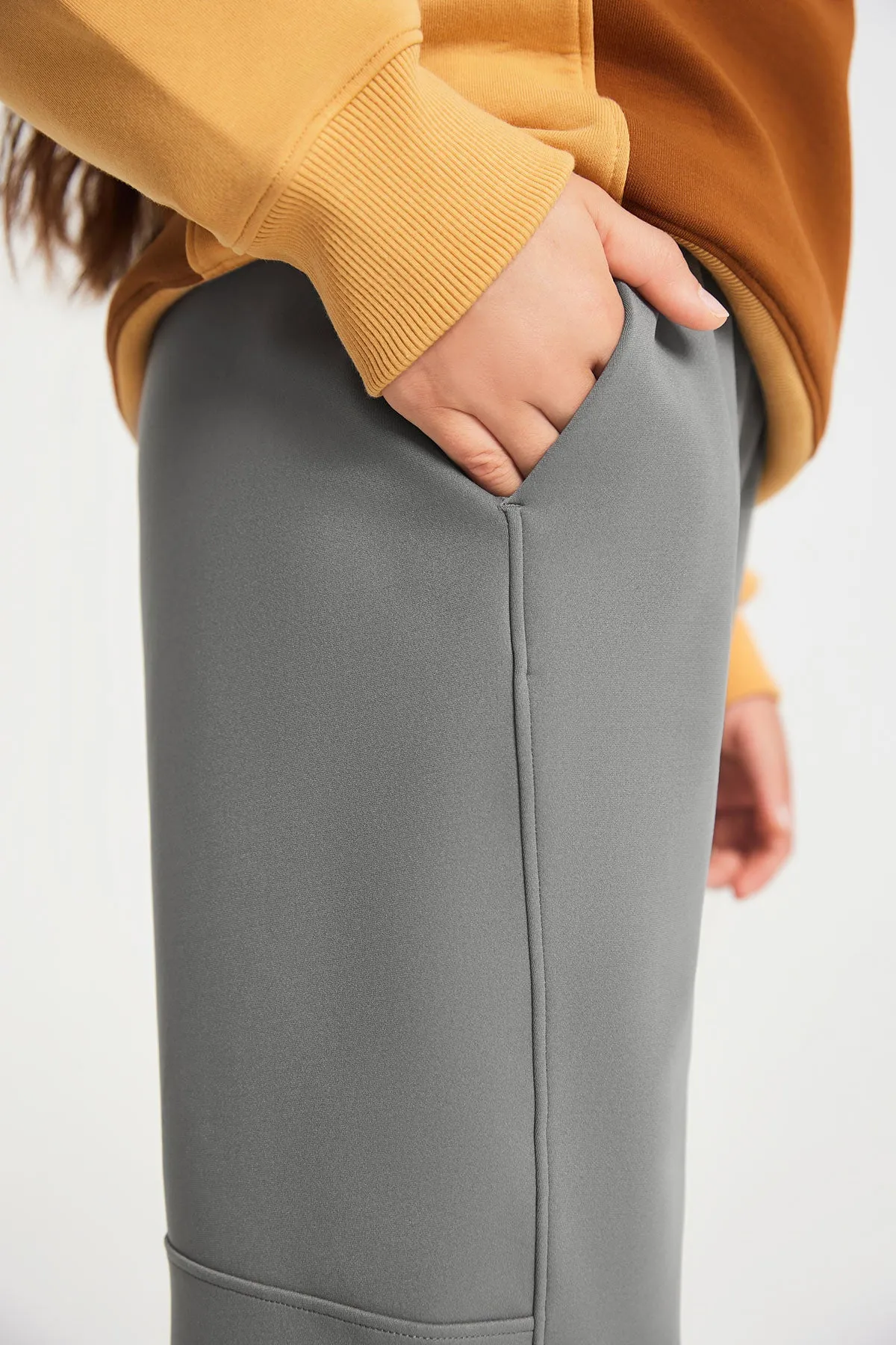 Taper Pants