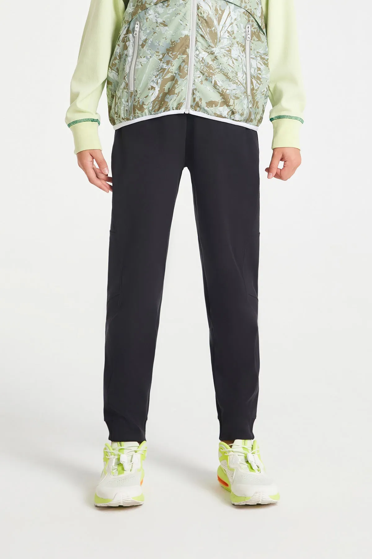 Taper Pants