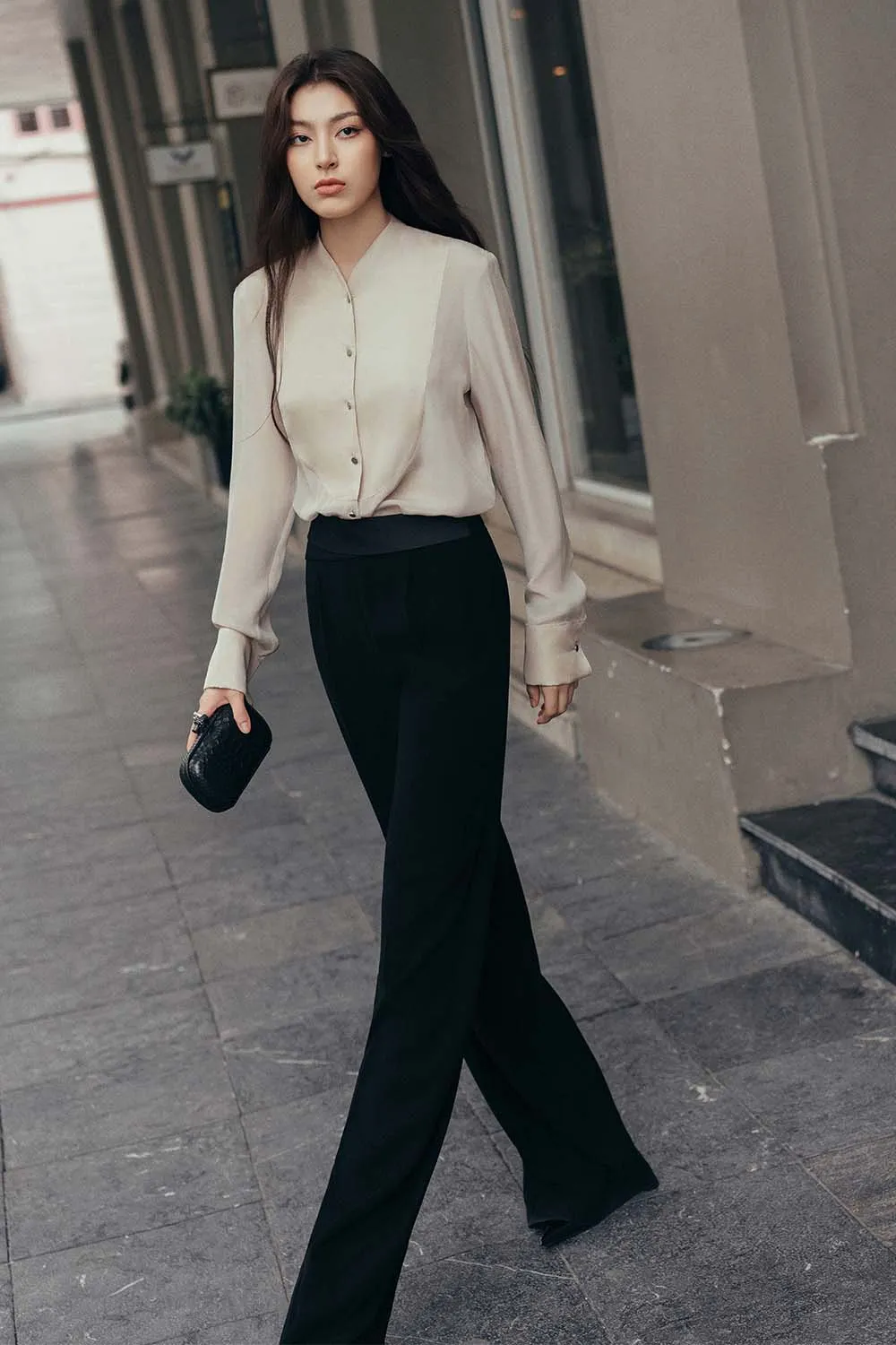 Toledo Straight Cuff Sleeved Crepe De Chine Shirt